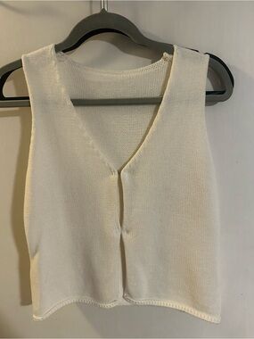 Cream/Blue Knit V-Neck Sleeveless Vest